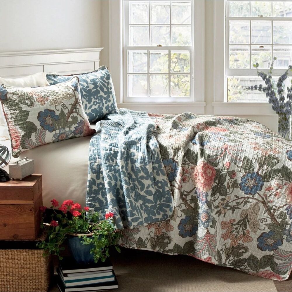 Lush Decor King Quilt Reversible 3Pc King Cotton Bedding Set New w 2 Shams
